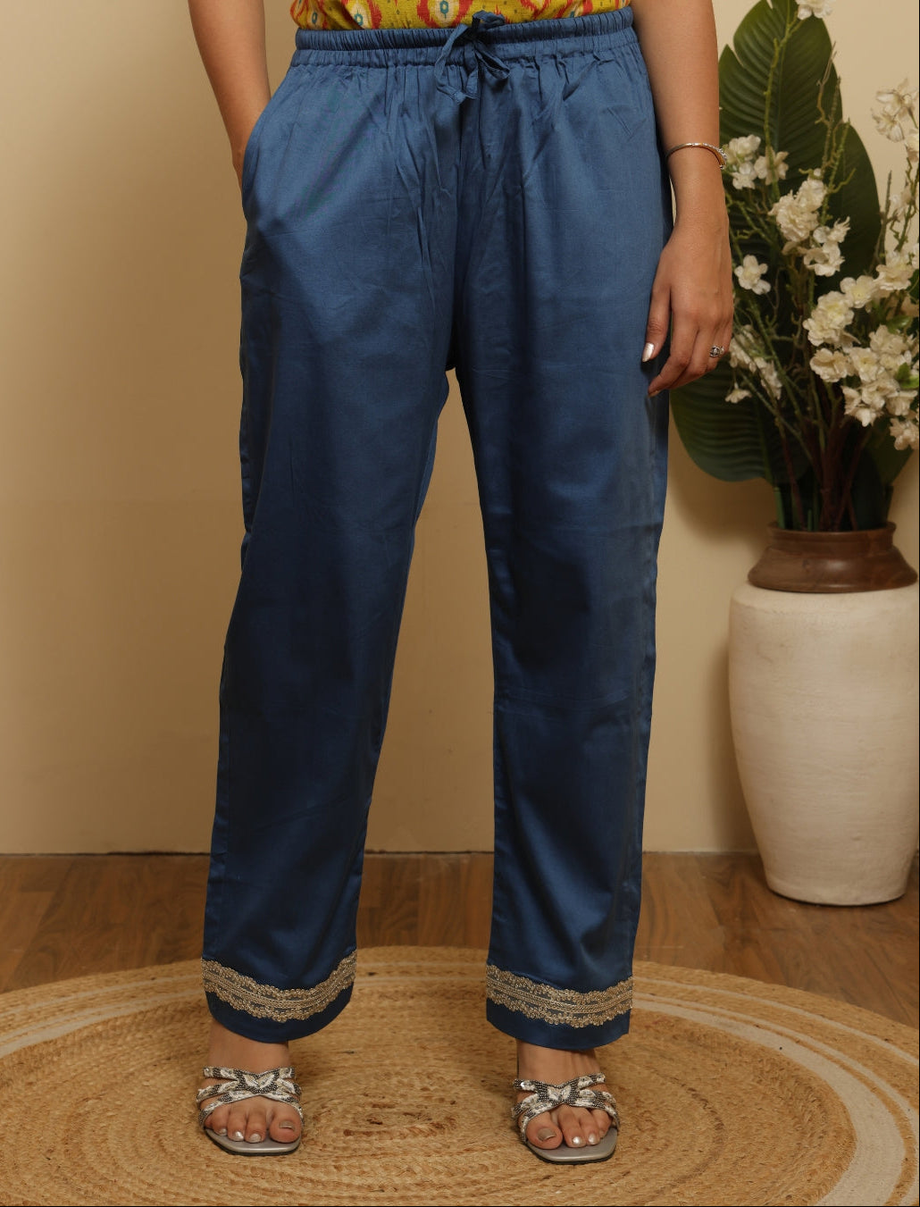 Taarini Kaftan Set