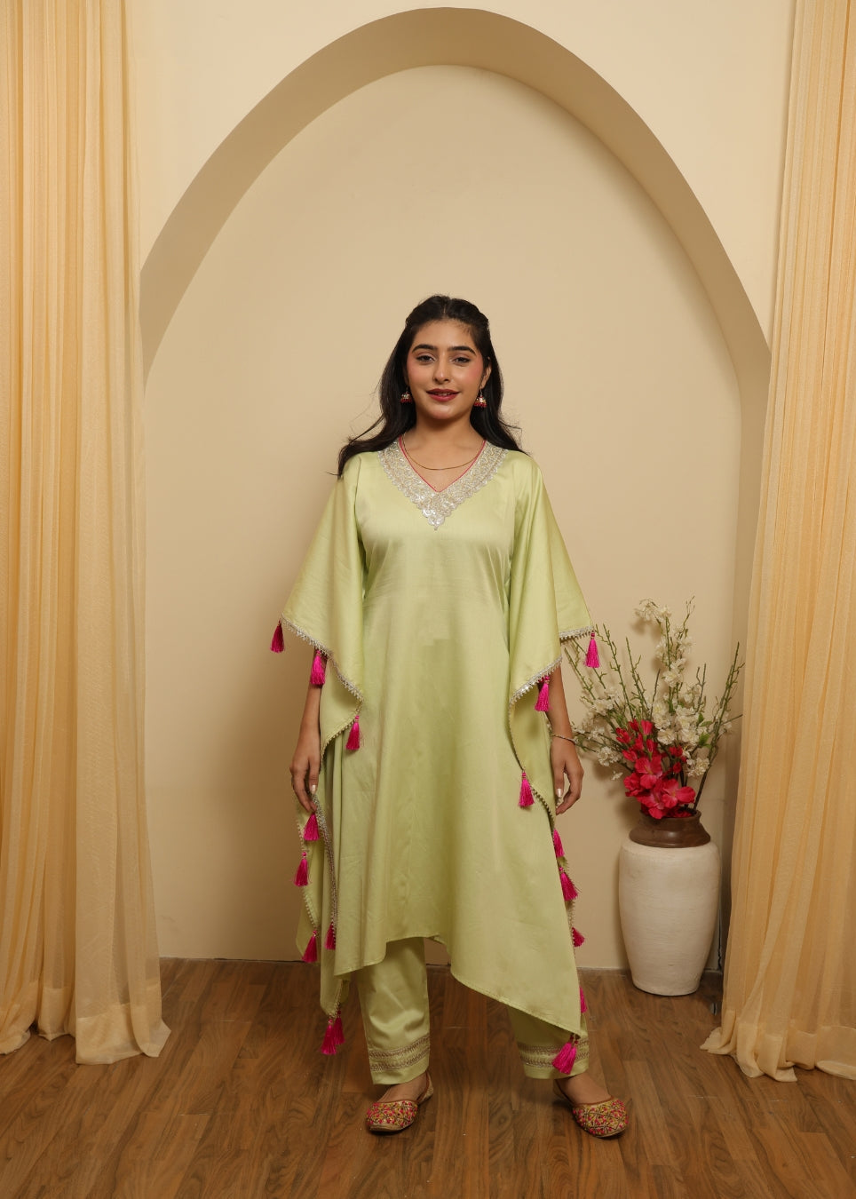 Gulraakh Kaftan set