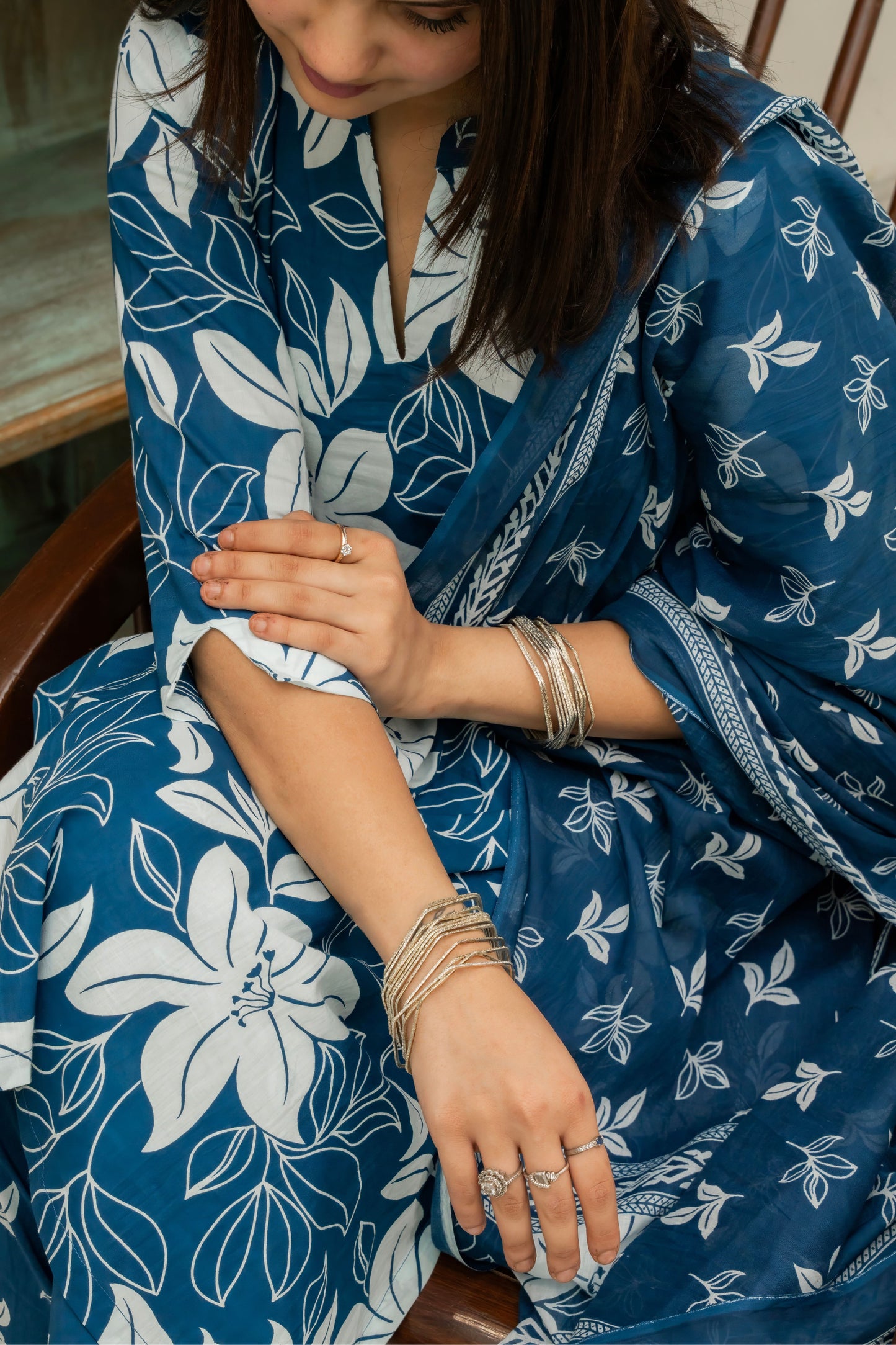 Nilaya Phool Kurta Set