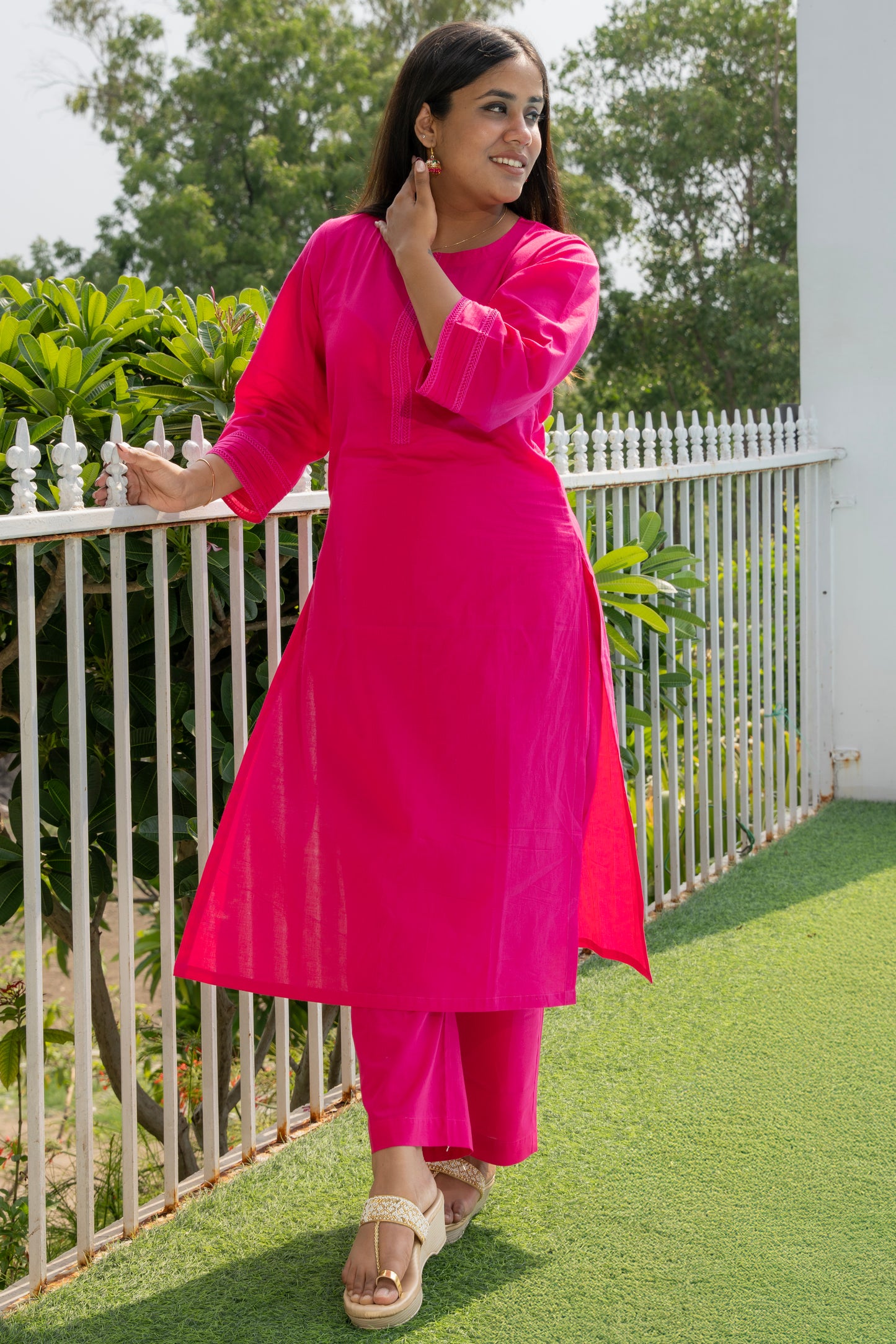 Gulabi Noor kurta set