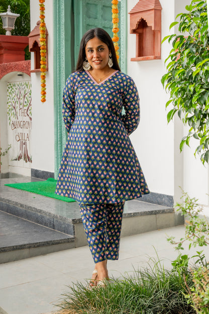 Suragani Neel-Tulip Set